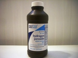 Hydrogen peroxide, uses for hydrogen peroxide, unique hydrogen peroxide uses, cleaning, cleaning hacks, bathroom cleaning tips.