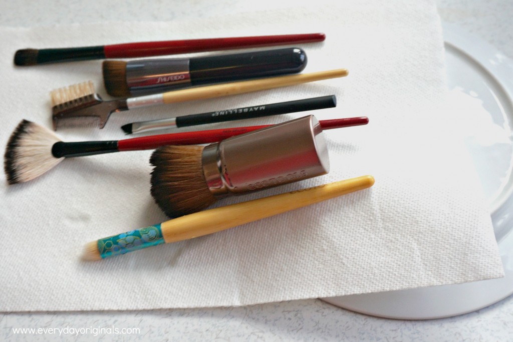 How to Clean Your Makeup Brushes Without Ruining Them 101 Days of