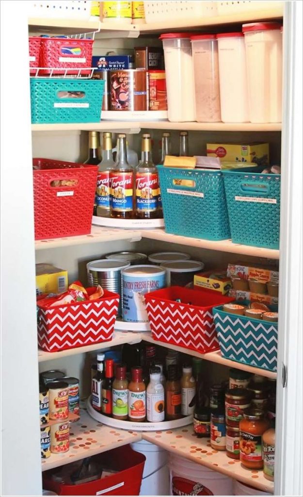 organization, organizing hacks, stay organized, organized pantry, how to organize your pantry, popular pin, kitchen organization, kitchen, organized kitchen.