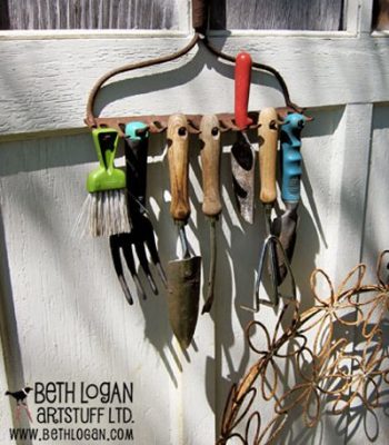 10 Hacks for an Organized Backyard