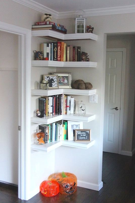 How to Keep a Small Apartment Organized