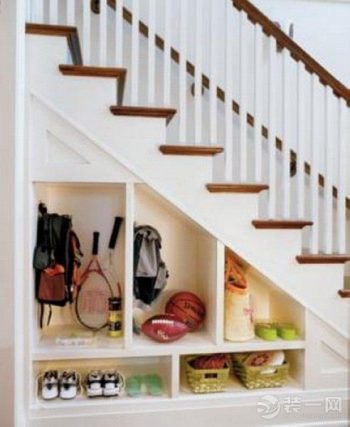 Storage ideas, built in storage, storage hacks, popular pin, storage, DIY organization, DIY storage. 