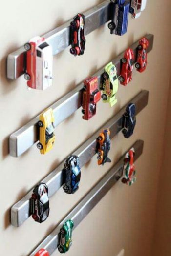 13 Genius Ways to FINALLY Organize Kid Clutter7