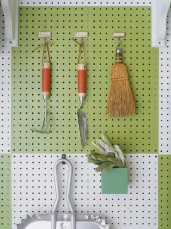 20 Brilliant Ways to Organize Your Garage