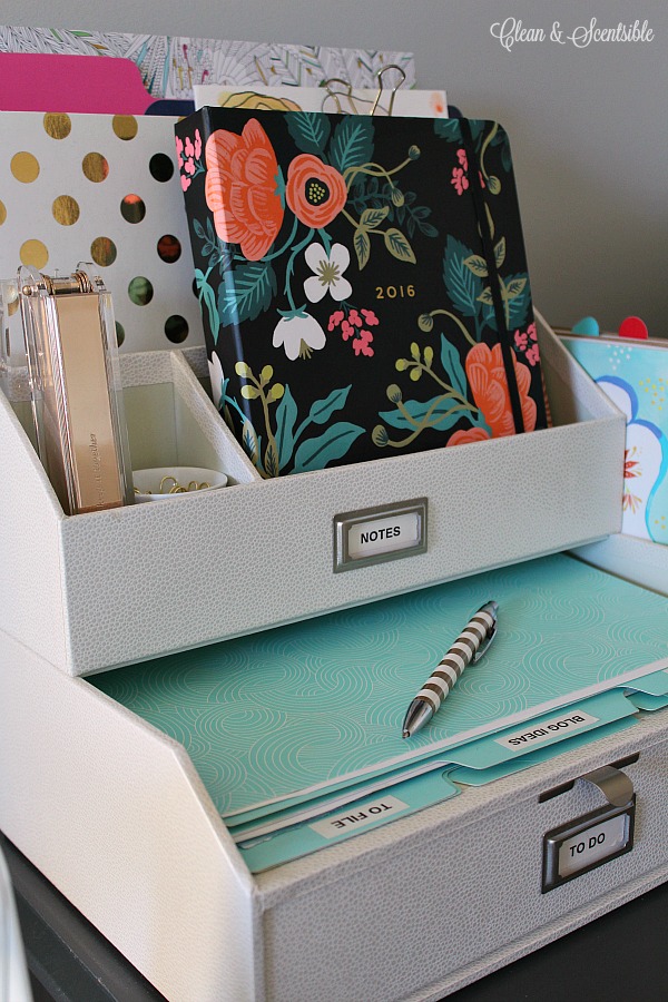 12 Ways To Organize Your Tiny Desk 101 Days Of Organization