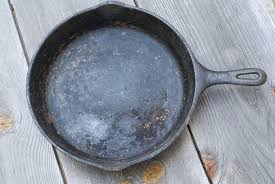 The Secret Way to Clean Cast Iron-Easily!2