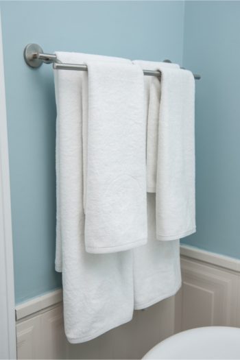 smelly towels | towels | laundry | mildew | hard water build up | fresh towels | how to get fresh smelling towels 