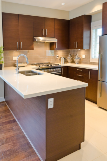 Looking for the best clutter tips to help you take control of the paper, kitchen or whole-home clutter you're dealing with? We've got the answers you need! Your kitchen counters will have so much more room! 