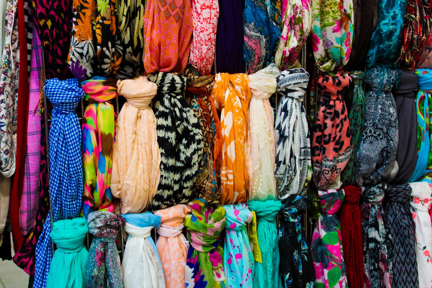 scarf organizer